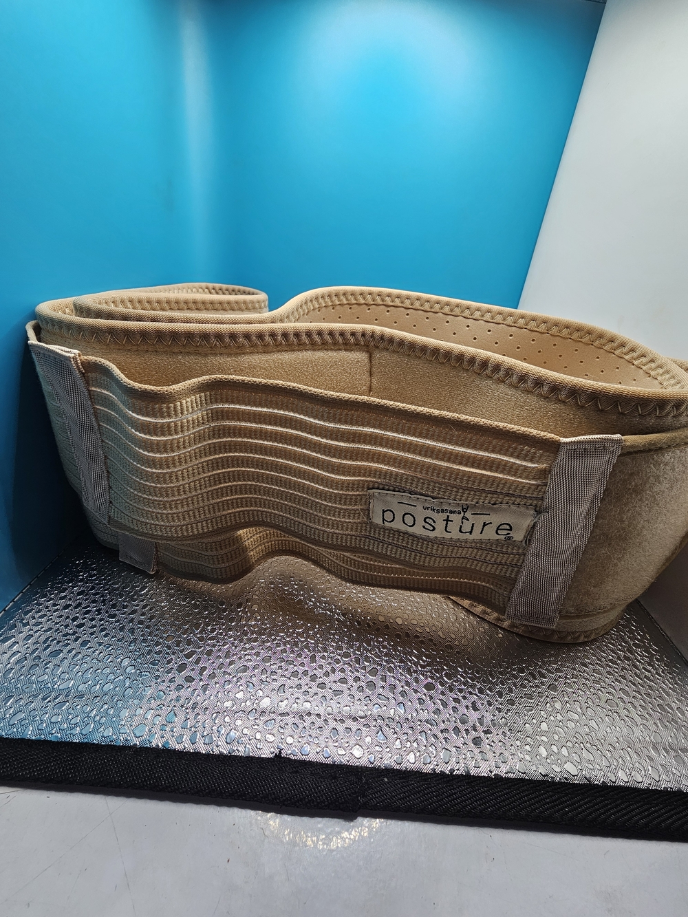 Posture Beige Lumbar Support / Sacroiliac Hip Relief Belt